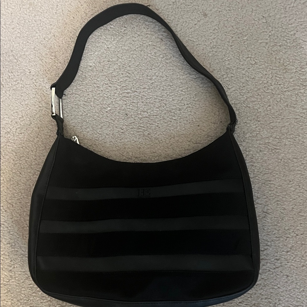 Perry Ellis Classic Black Shoulder Bag